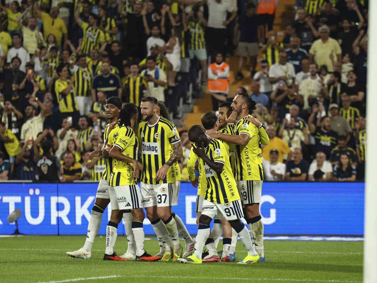 Trendyol Süper Lig: Fenerbahçe: 4 - Konyaspor: 2 (Maç sonucu)