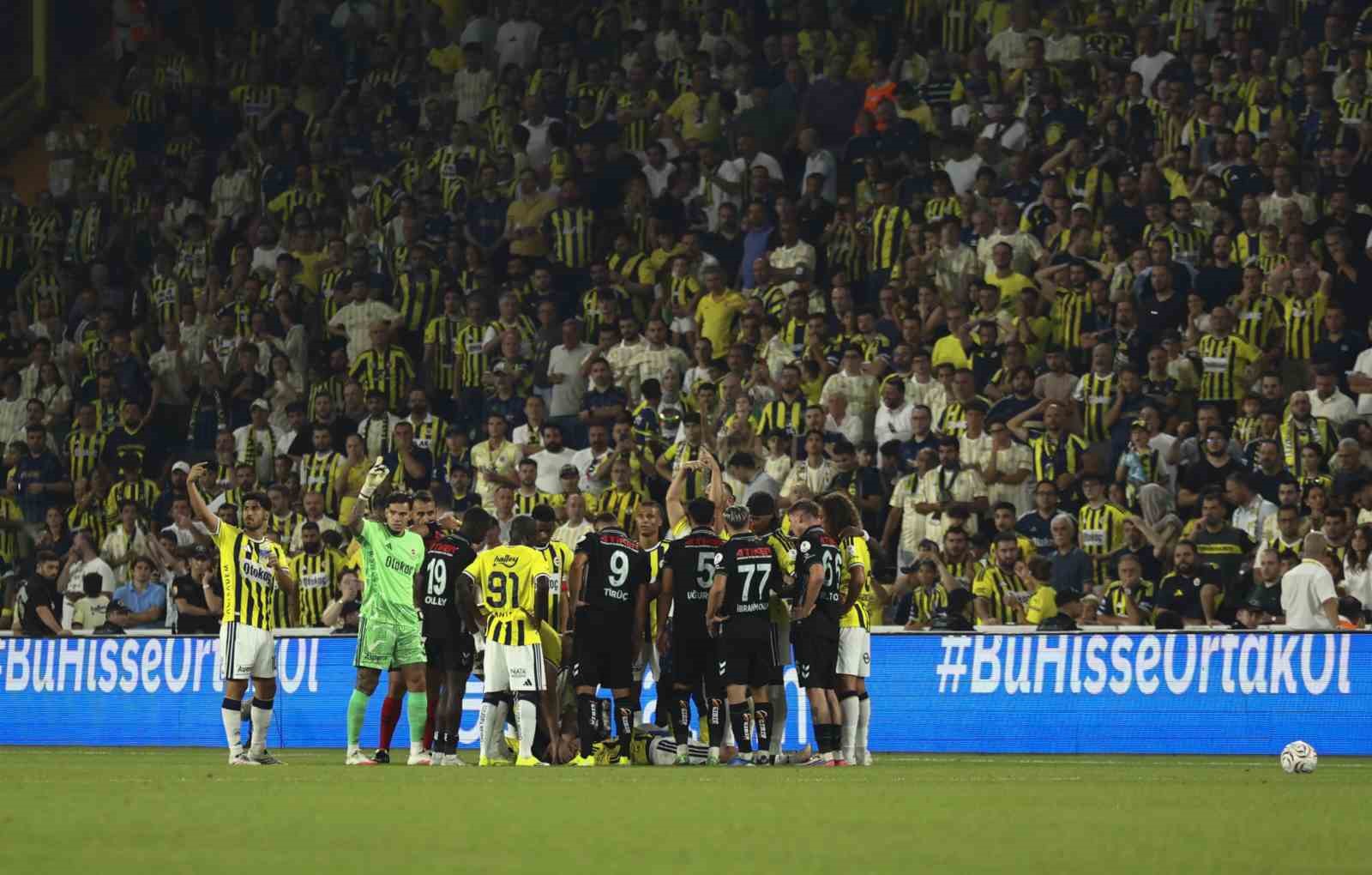 Trendyol Süper Lig: Fenerbahçe: 4 - Konyaspor: 2 (Maç sonucu)