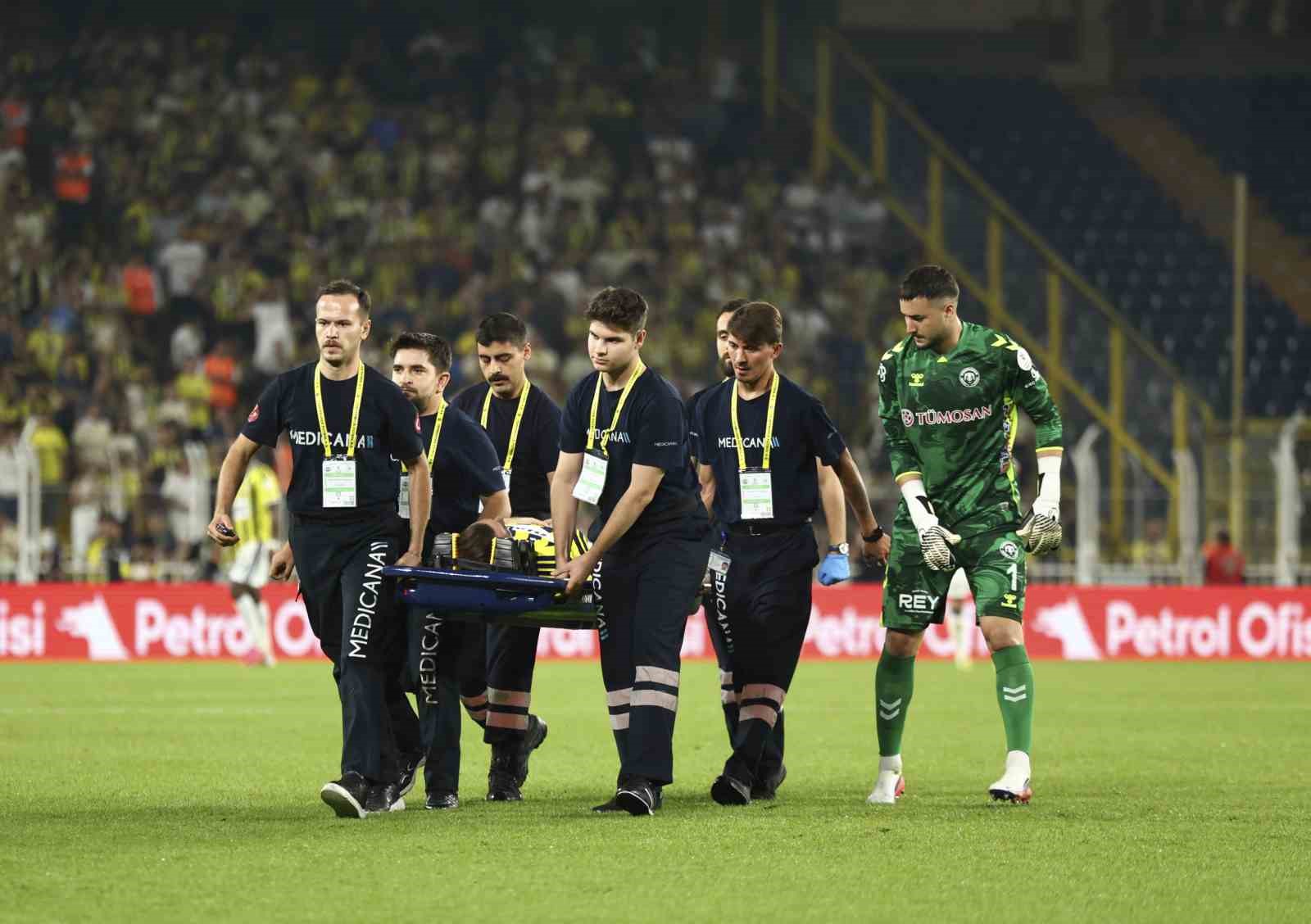 Trendyol Süper Lig: Fenerbahçe: 4 - Konyaspor: 2 (Maç sonucu)