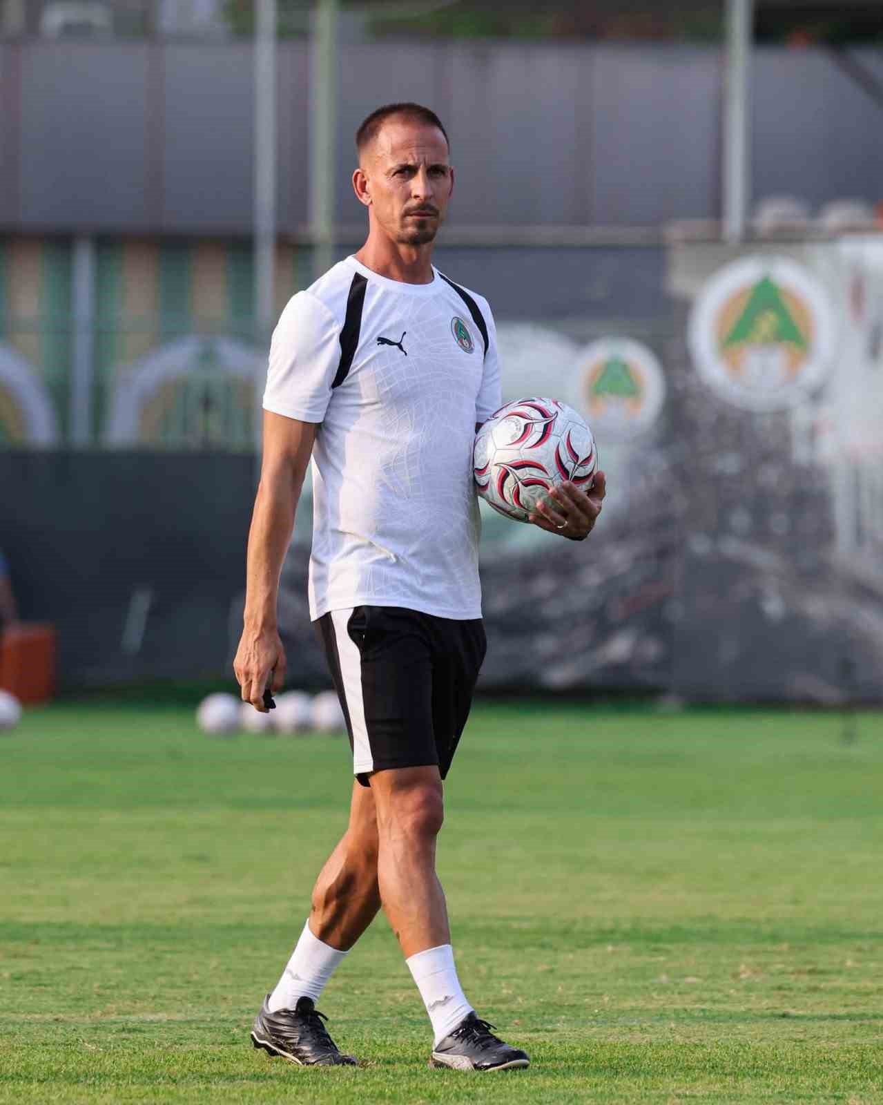 Corendon Alanyaspor, Beşiktaş maçı hazırlıklarını tamamladı