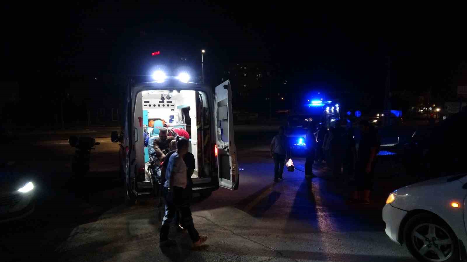 Malatya’da otomobil motosiklete çarptı: 2 kardeş yaralandı