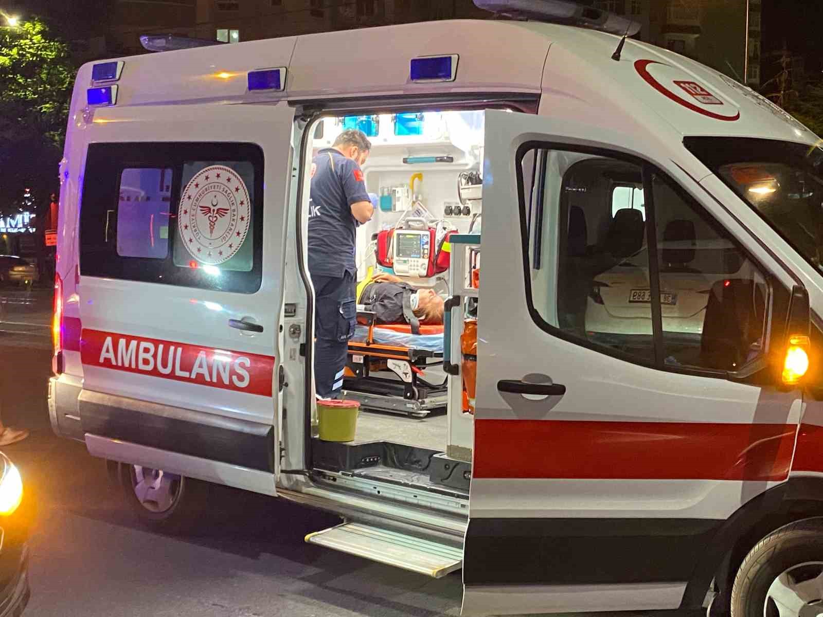 Otomobille çarpışan SUV araç takla attı: 2 yaralı