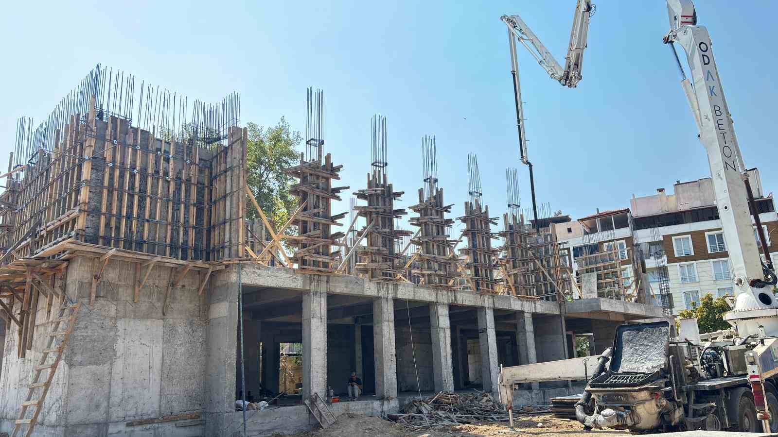 Manisa’da okullar yenileniyor