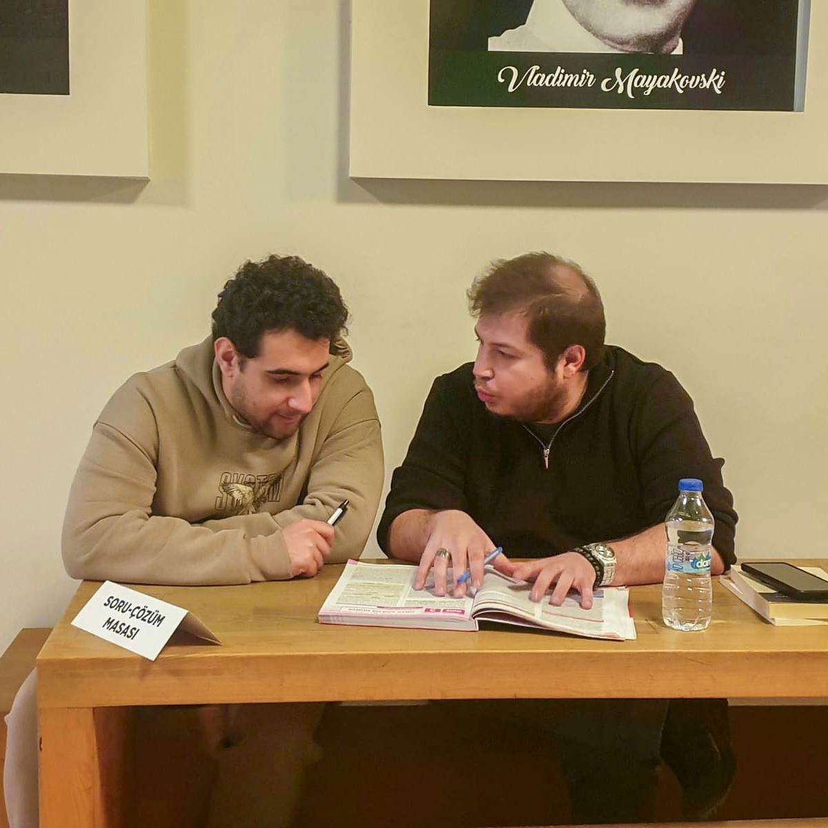 Efeler Belediyesi’nden sınavlar hazırlanan gençlere ücretsiz destek