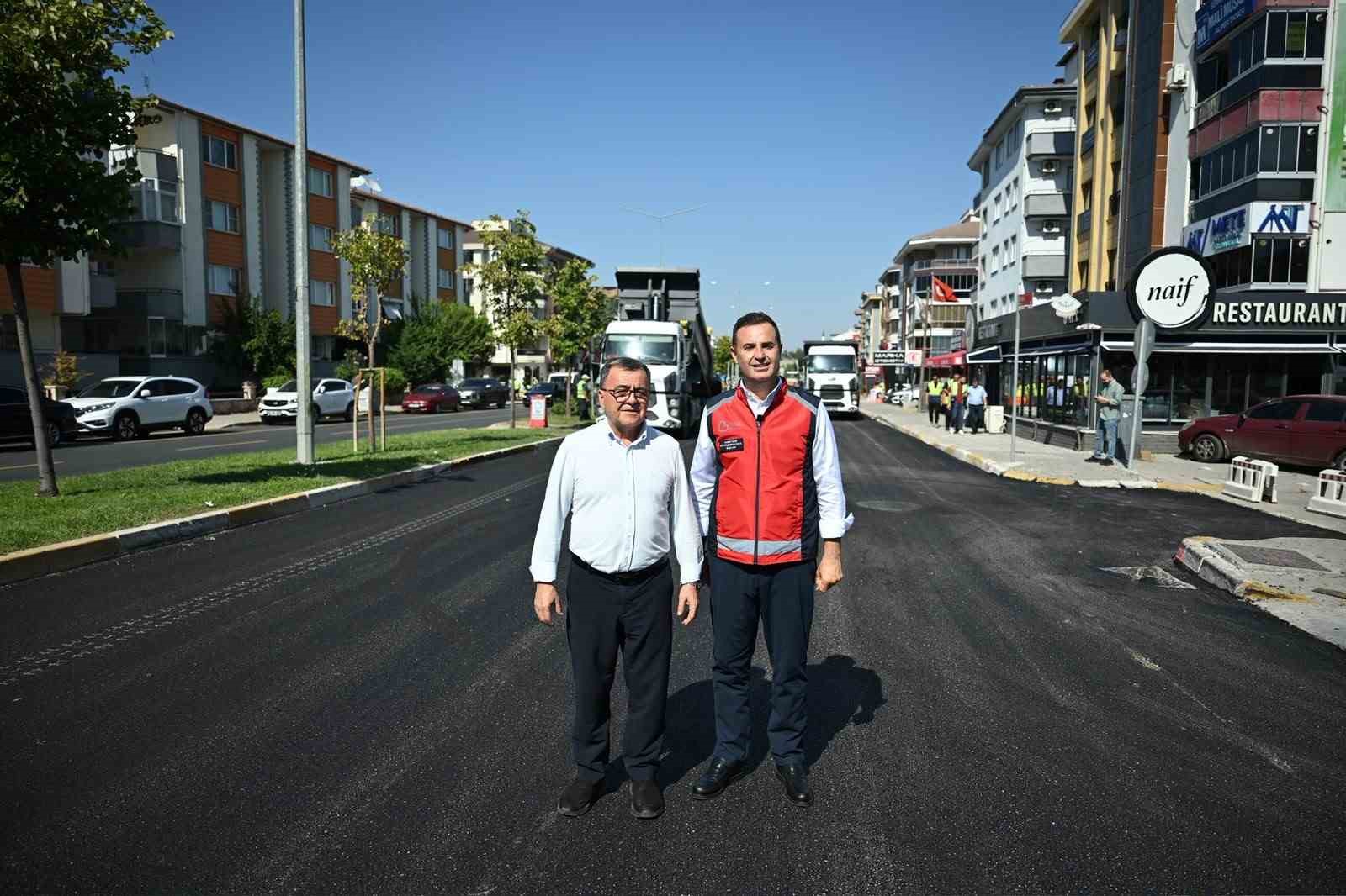 Savaştepe caddesi modern yüzüne kavuştu