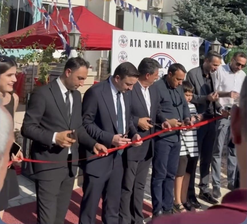 Ata Sanat Merkezi kapılarını açtı
