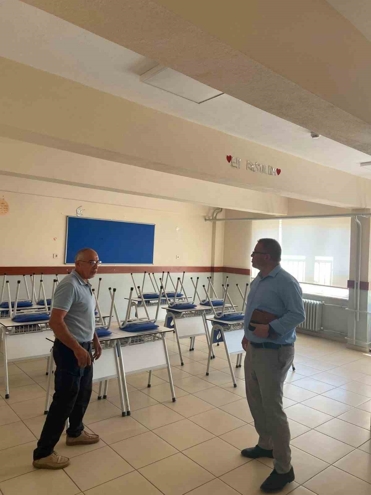 Karacasu’da okullar yeni eğitim yılına hazırlanıyor