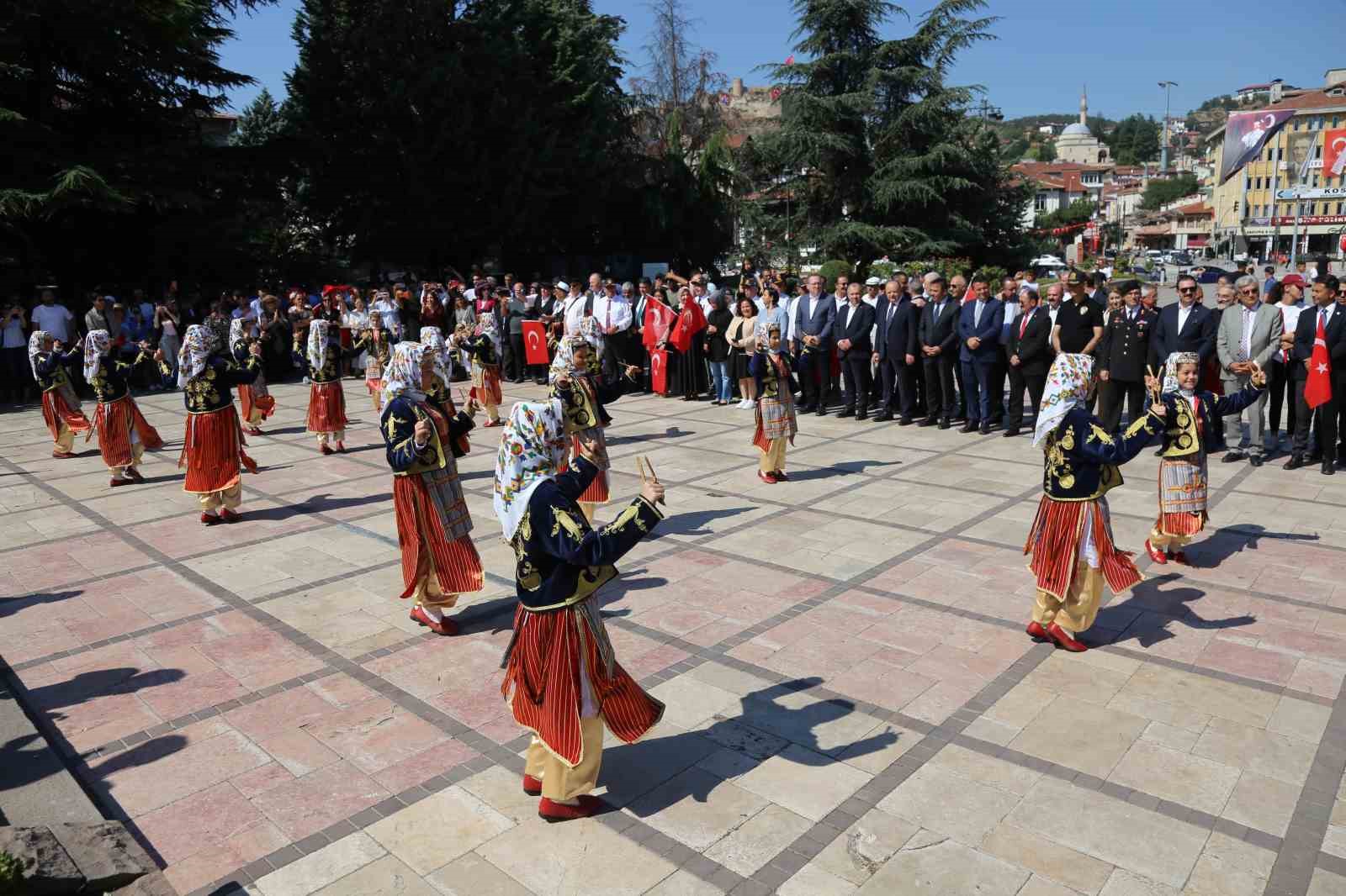 Atatürk, Kastamonu’ya gerçekleştirdiği ziyaretin 101. yıl dönümünde anıldı
