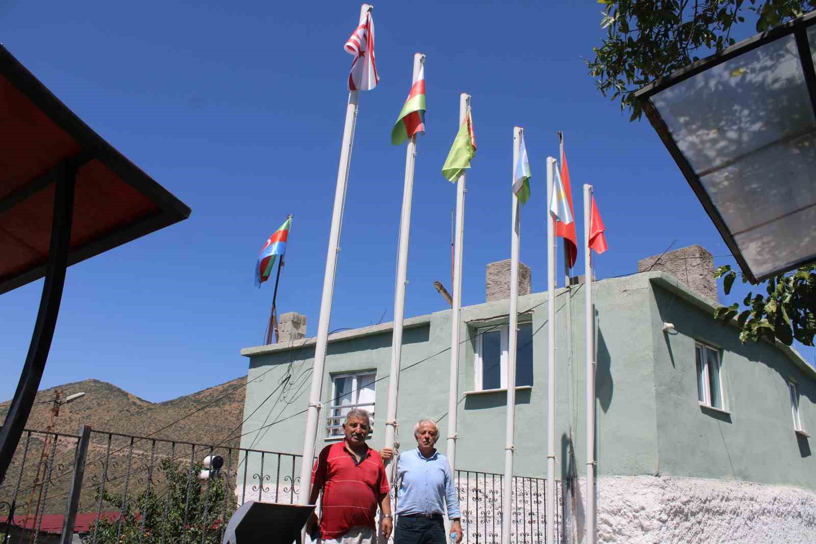 Erciyes’in eteklerindeki köyde Türk dünyasını tanıtıyorlar