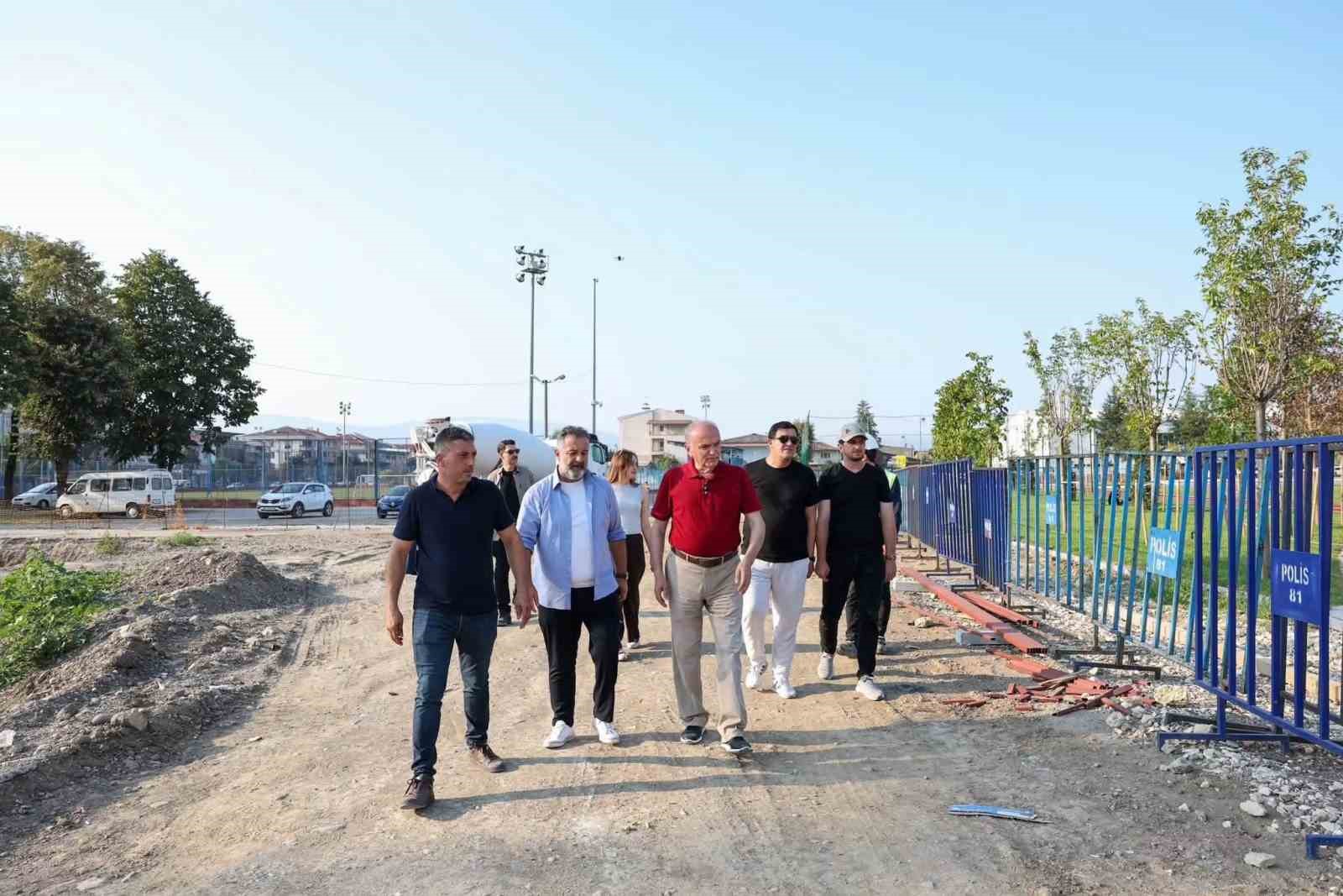 Cedidiye Kent Meydanı ve 19 Mayıs Spor Kampüsü inşaatında sona doğru