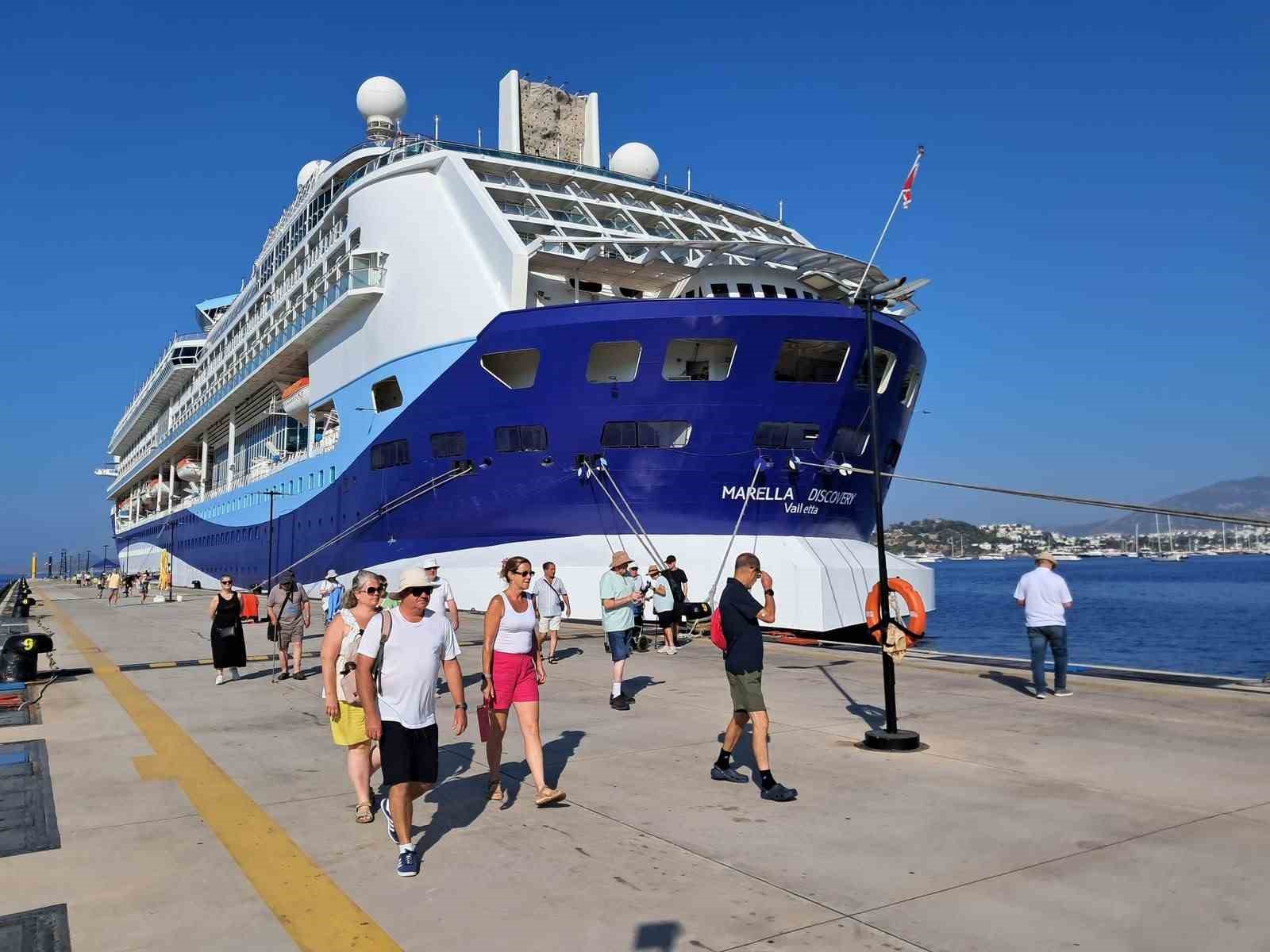 Marella Discovery Bodrum’a geldi