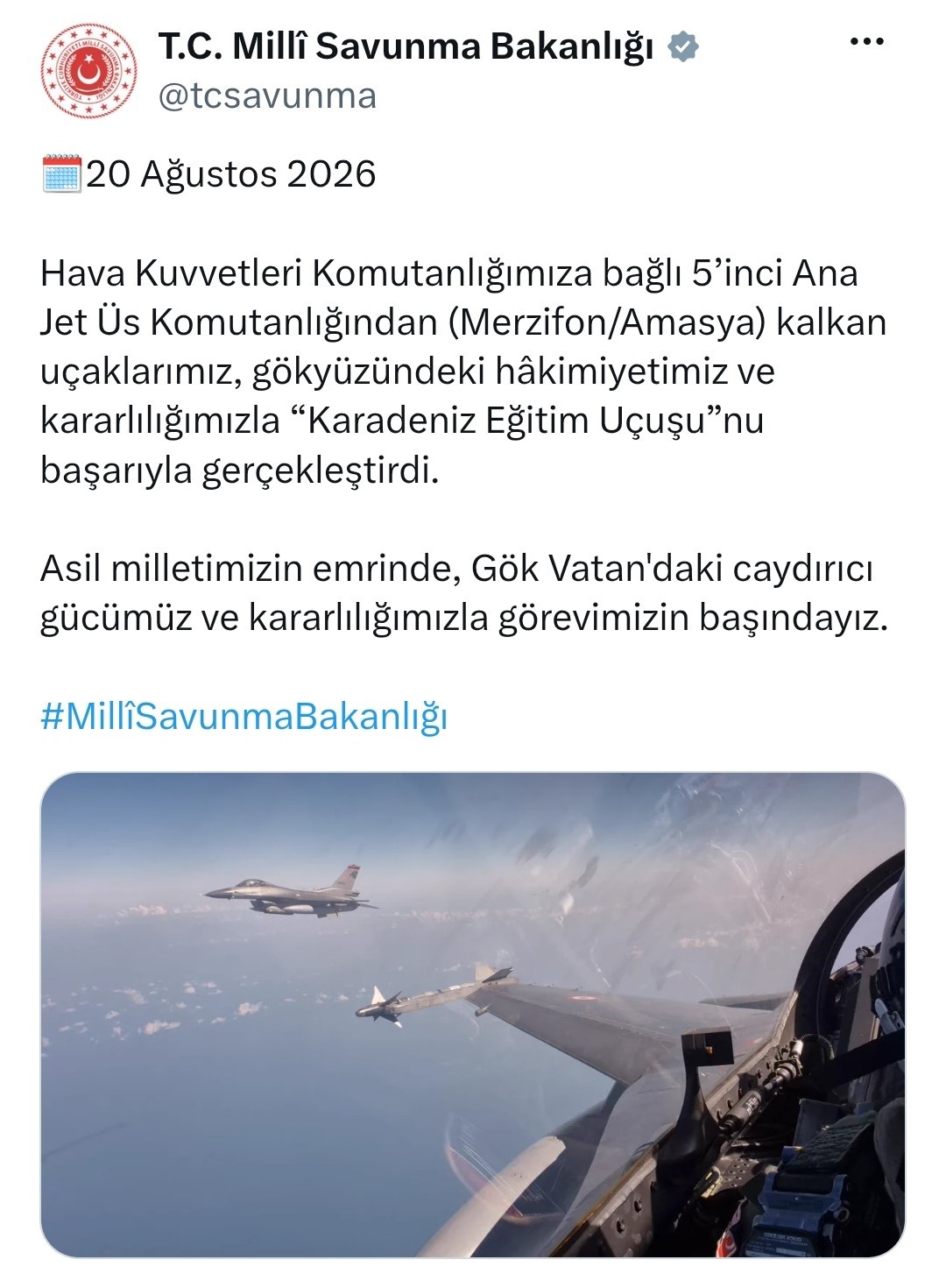 F-16 savaş uçaklarından Karadeniz’de eğitim uçuşu