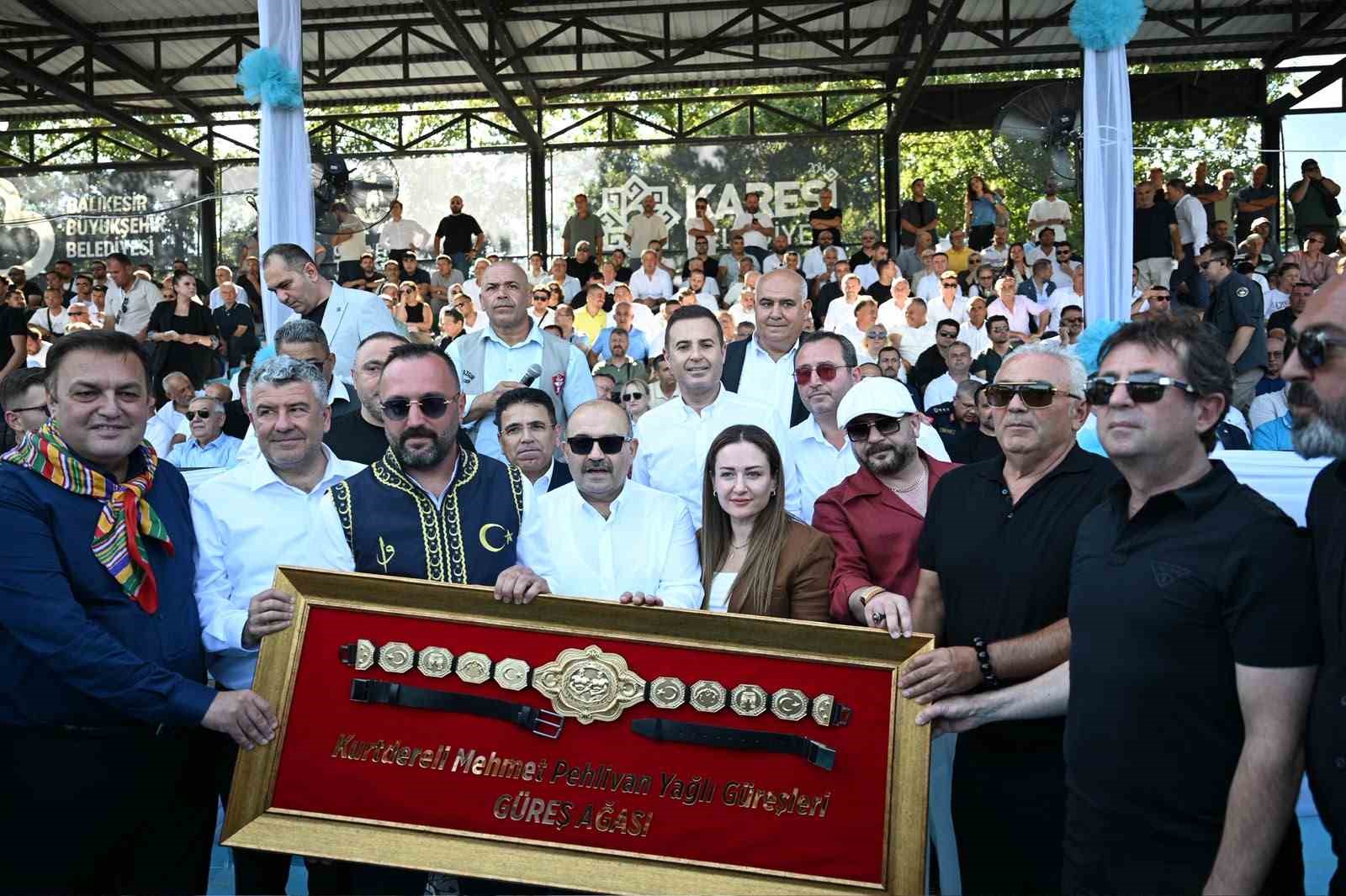 66. Geleneksel Kurtdereli Mehmet Pehlivan Yağlı Güreşleri’nde altın kemer Mustafa Taş’ın