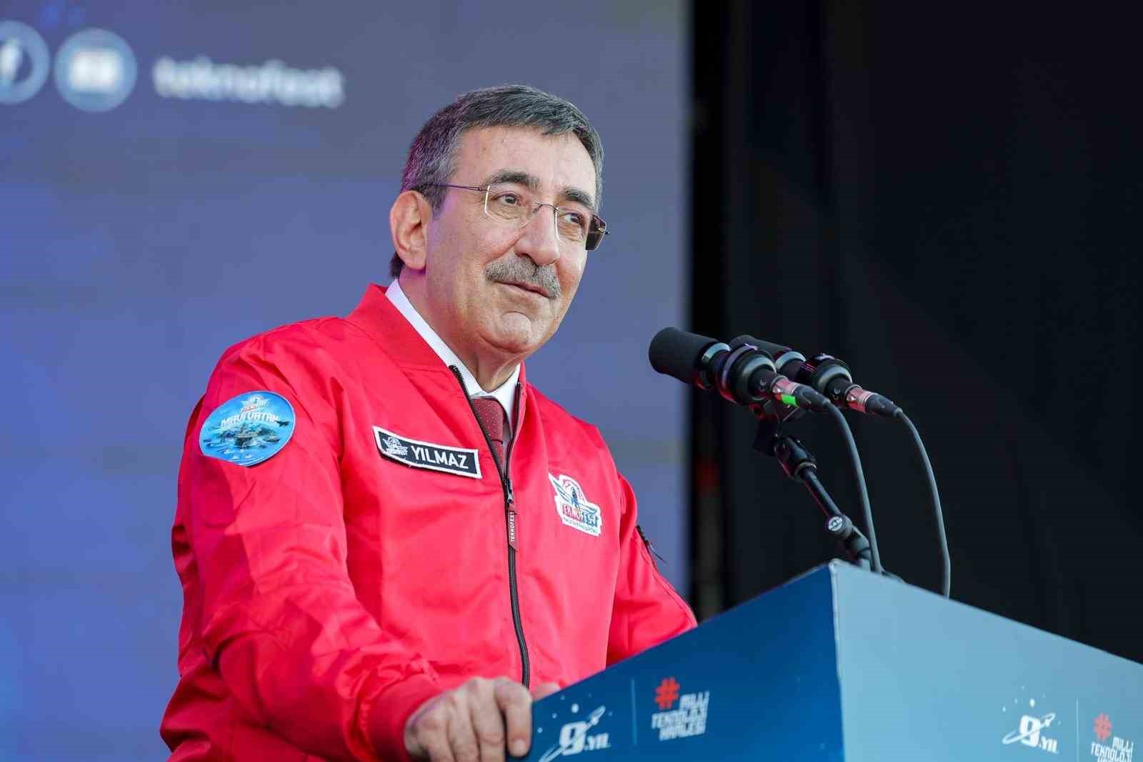 Cumhurbaşkanı Yardımcısı Yılmaz: "Mavi Vatan’daki haklarımızı tavizsiz bir şekilde koruyacağız"