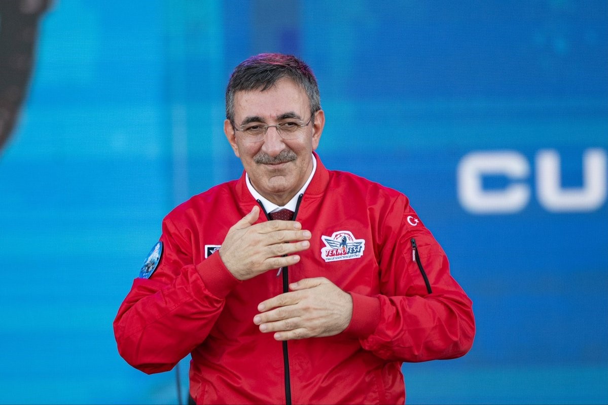 Cumhurbaşkanı Yardımcısı Yılmaz: "Mavi Vatan’daki haklarımızı tavizsiz bir şekilde koruyacağız"