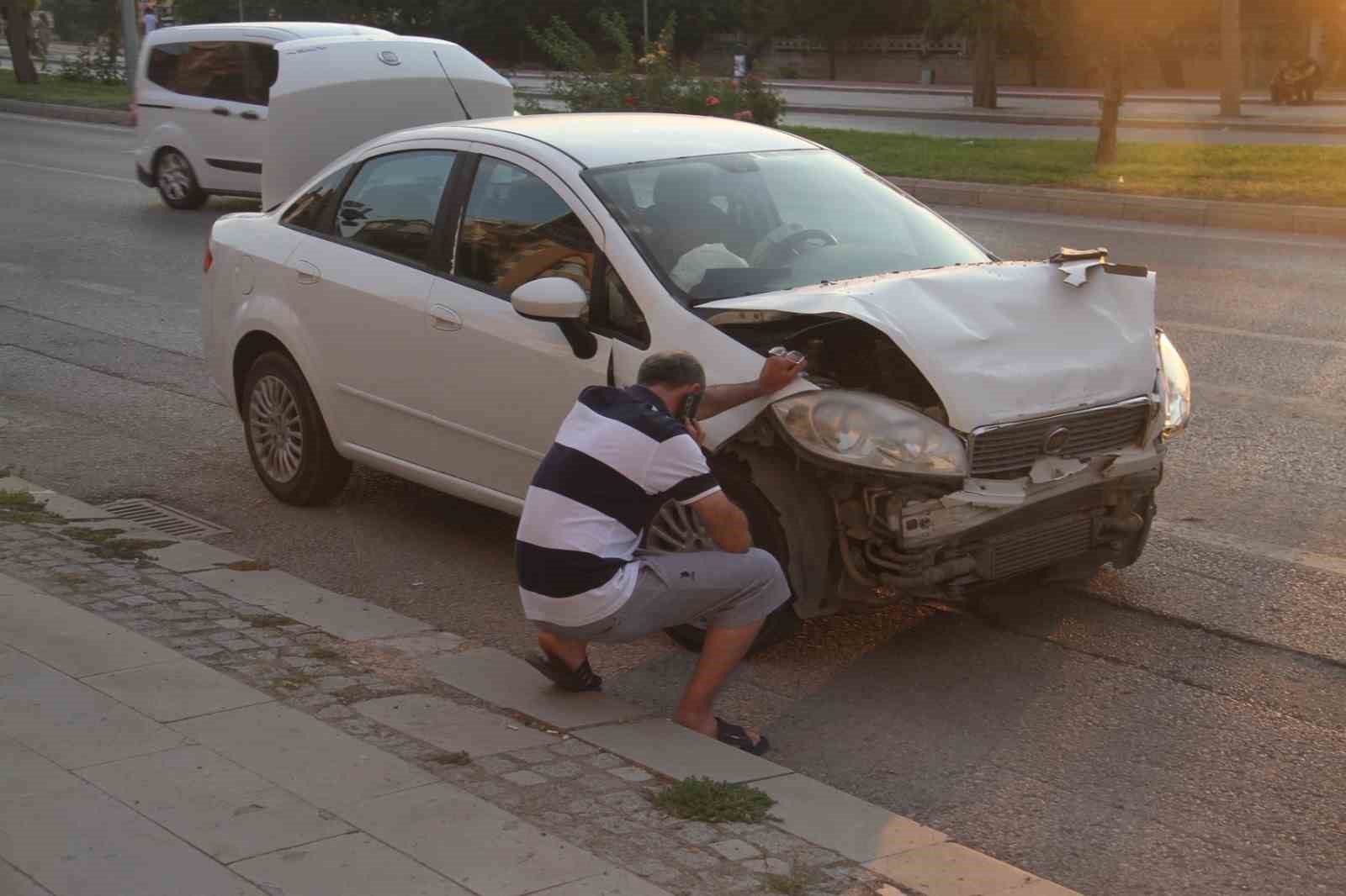 Konya’da zincirleme trafik kazası: 3 yaralı