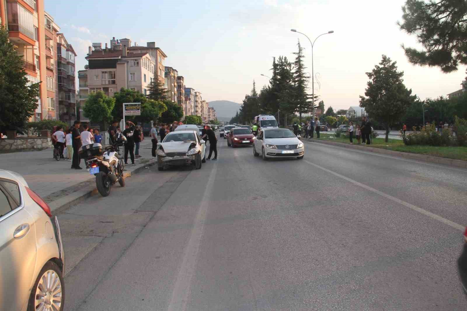 Konya’da zincirleme trafik kazası: 3 yaralı