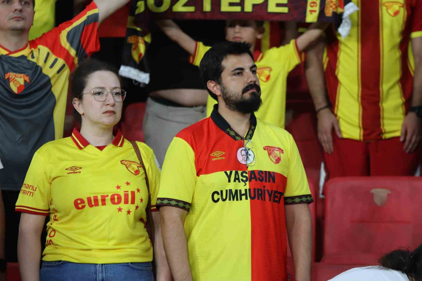 Trendyol Süper Lig: Göztepe: 0 - Gençlerbirliği: 0 (İlk Yarı)