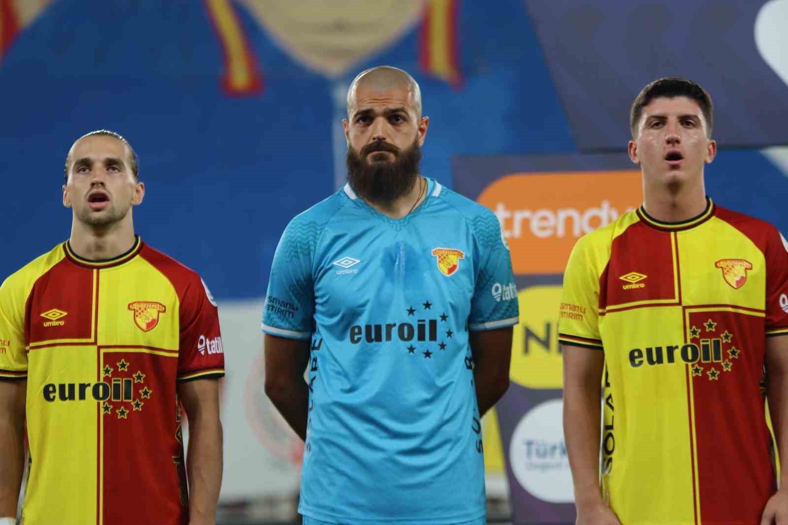 Trendyol Süper Lig: Göztepe: 0 - Gençlerbirliği: 0 (İlk Yarı)