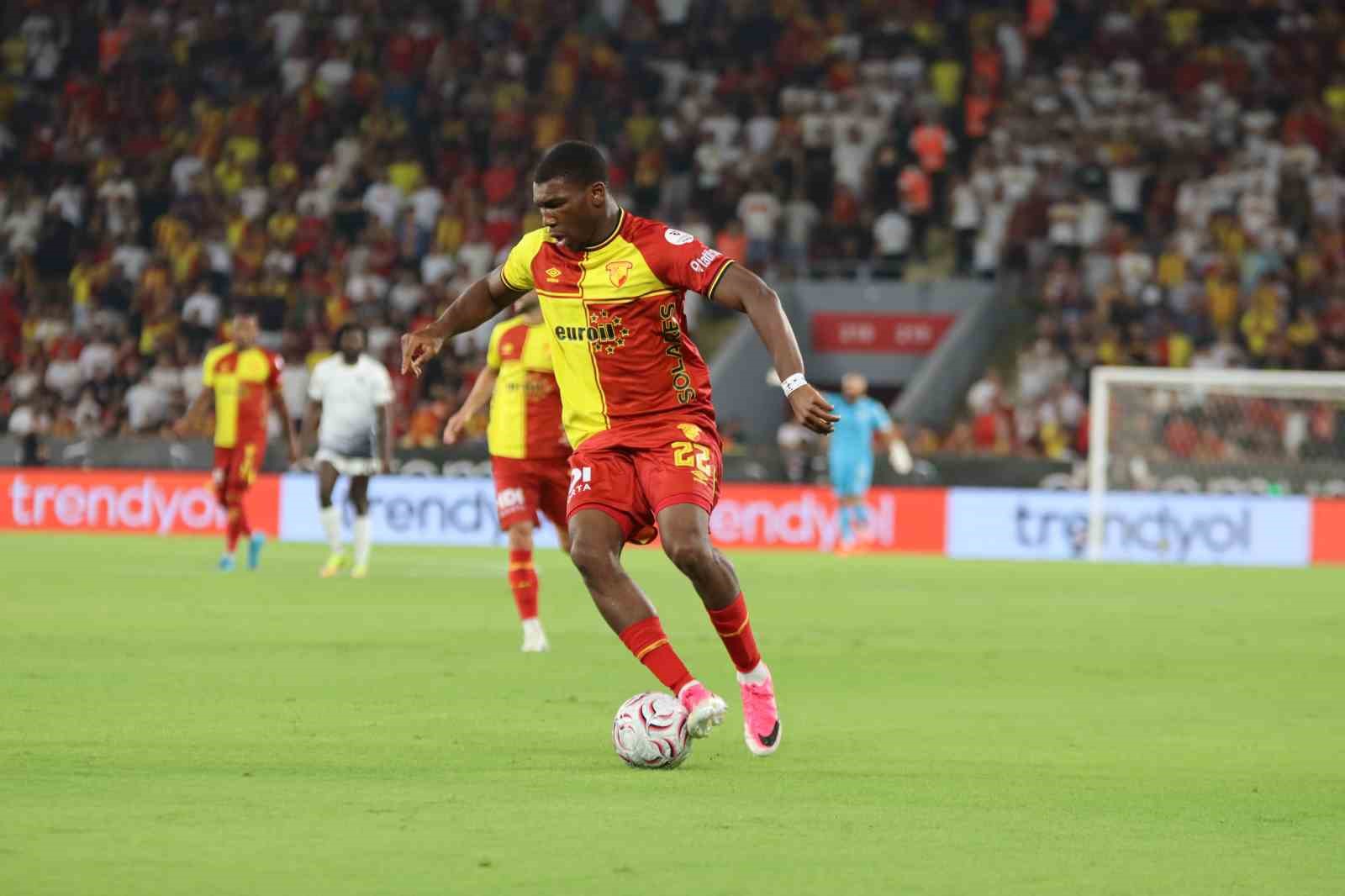Trendyol Süper Lig: Göztepe: 0 - Gençlerbirliği: 0 (İlk Yarı)