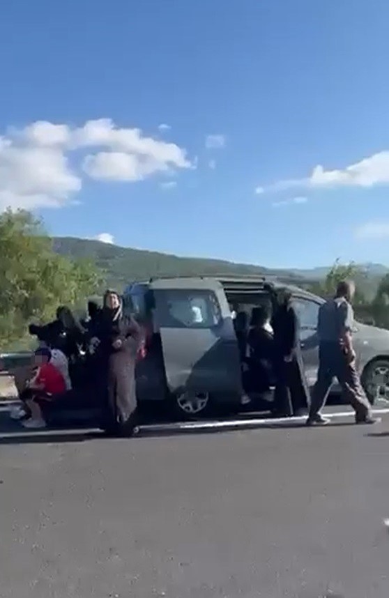 Anadolu Otoyolu’nda 12 araç birbirine girdi: 6 yaralı