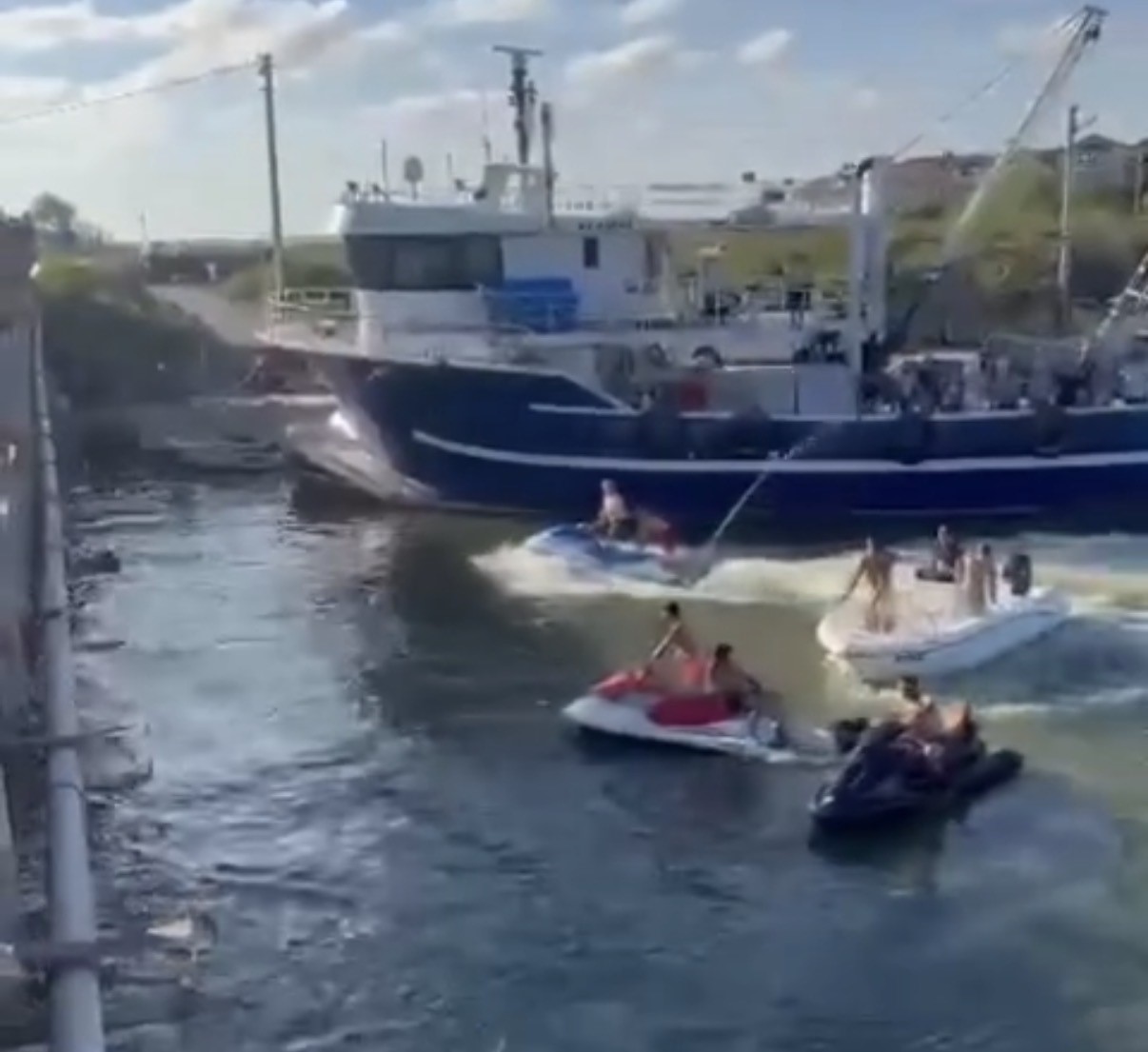 Akçakoca’da jetski kazası: 1’i ağır 2 yaralı