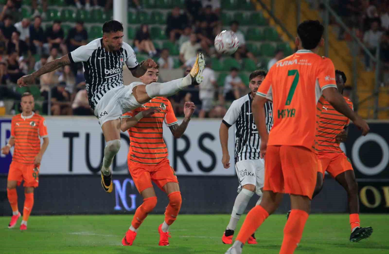 Trendyol Süper Lig: Corendon Alanyaspor: 1 - Beşiktaş: 0 (Maç sonucu)
