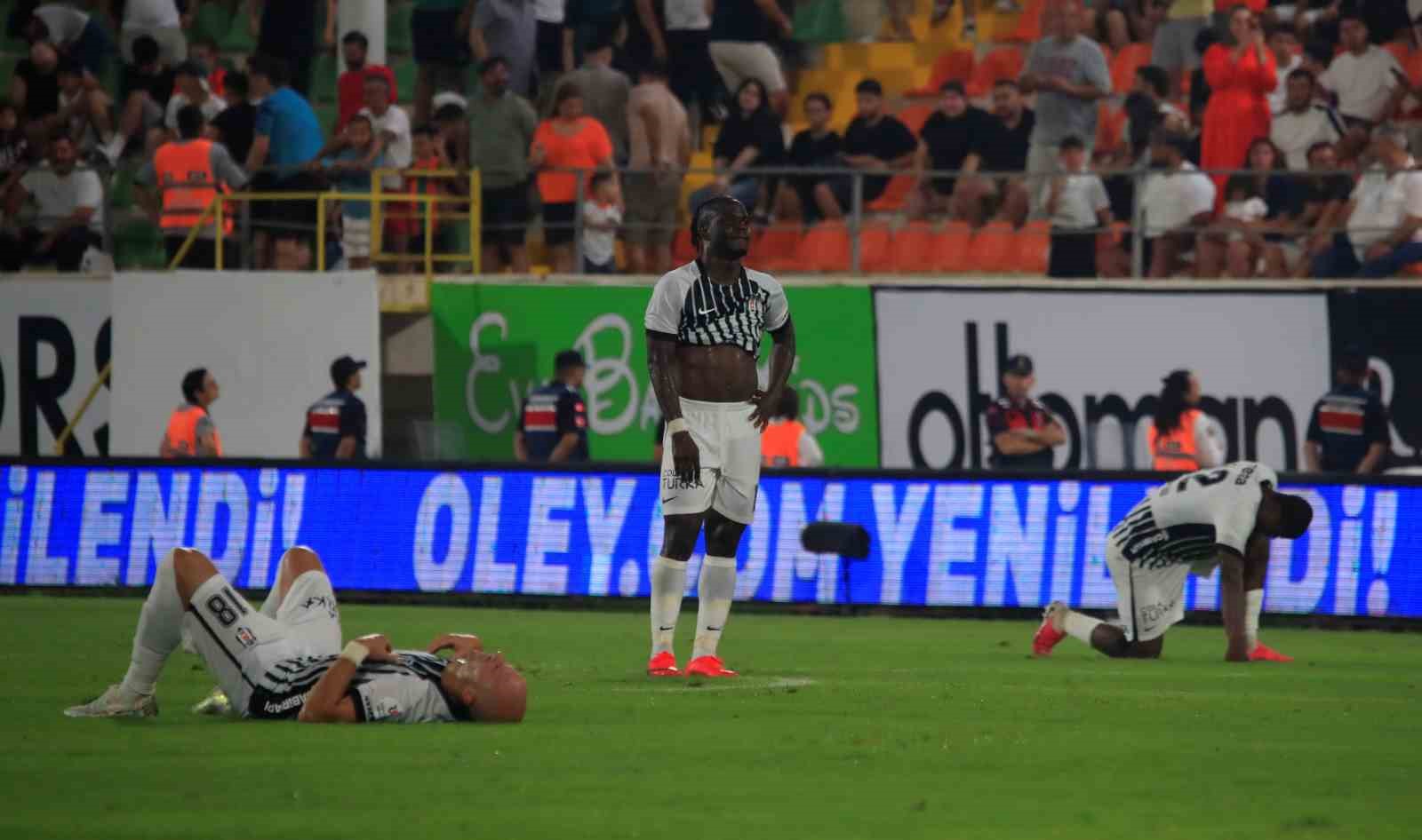 Trendyol Süper Lig: Corendon Alanyaspor: 1 - Beşiktaş: 0 (Maç sonucu)