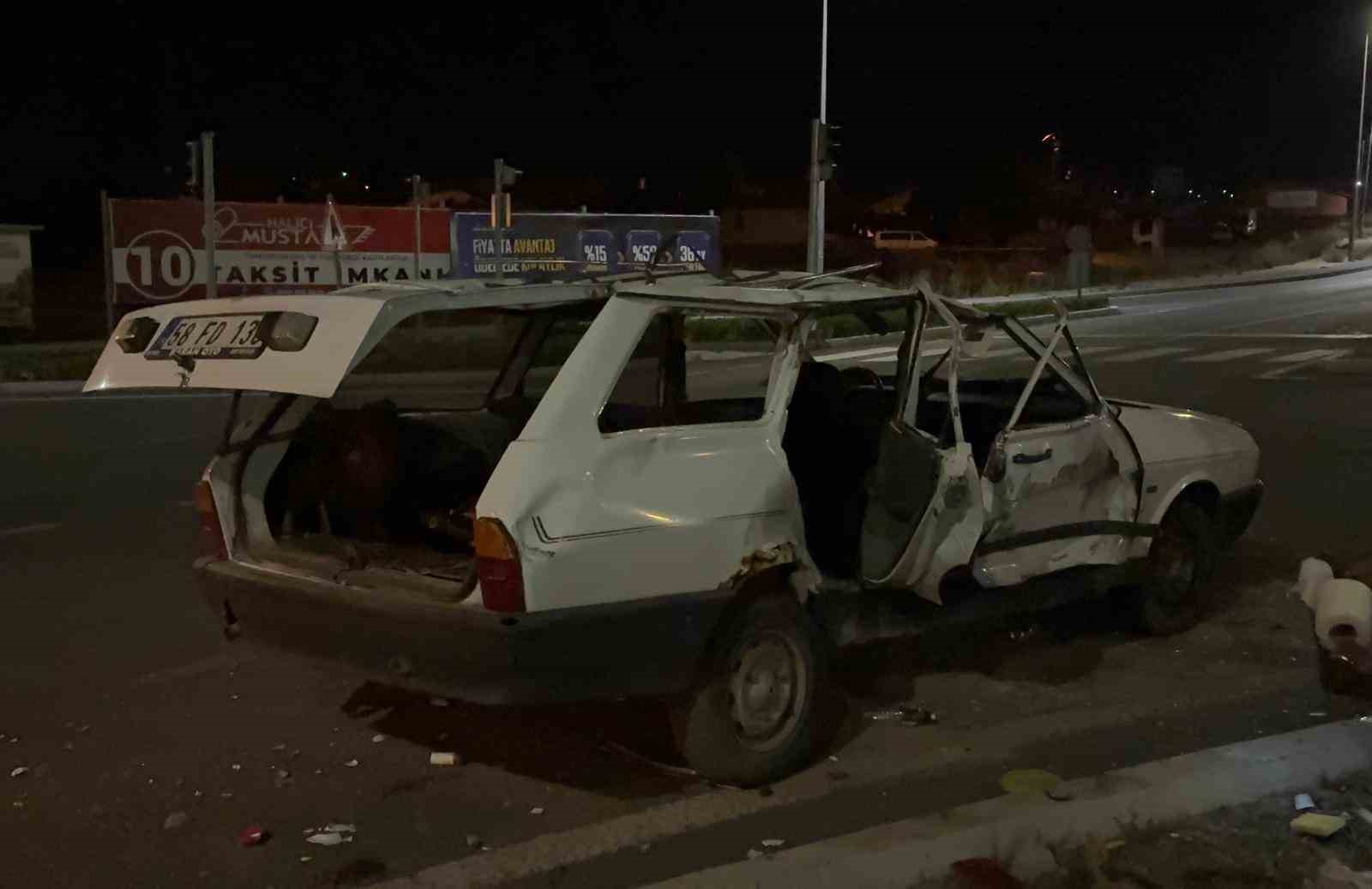 Kayseri’de iki otomobil çarpıştı: 4 yaralı