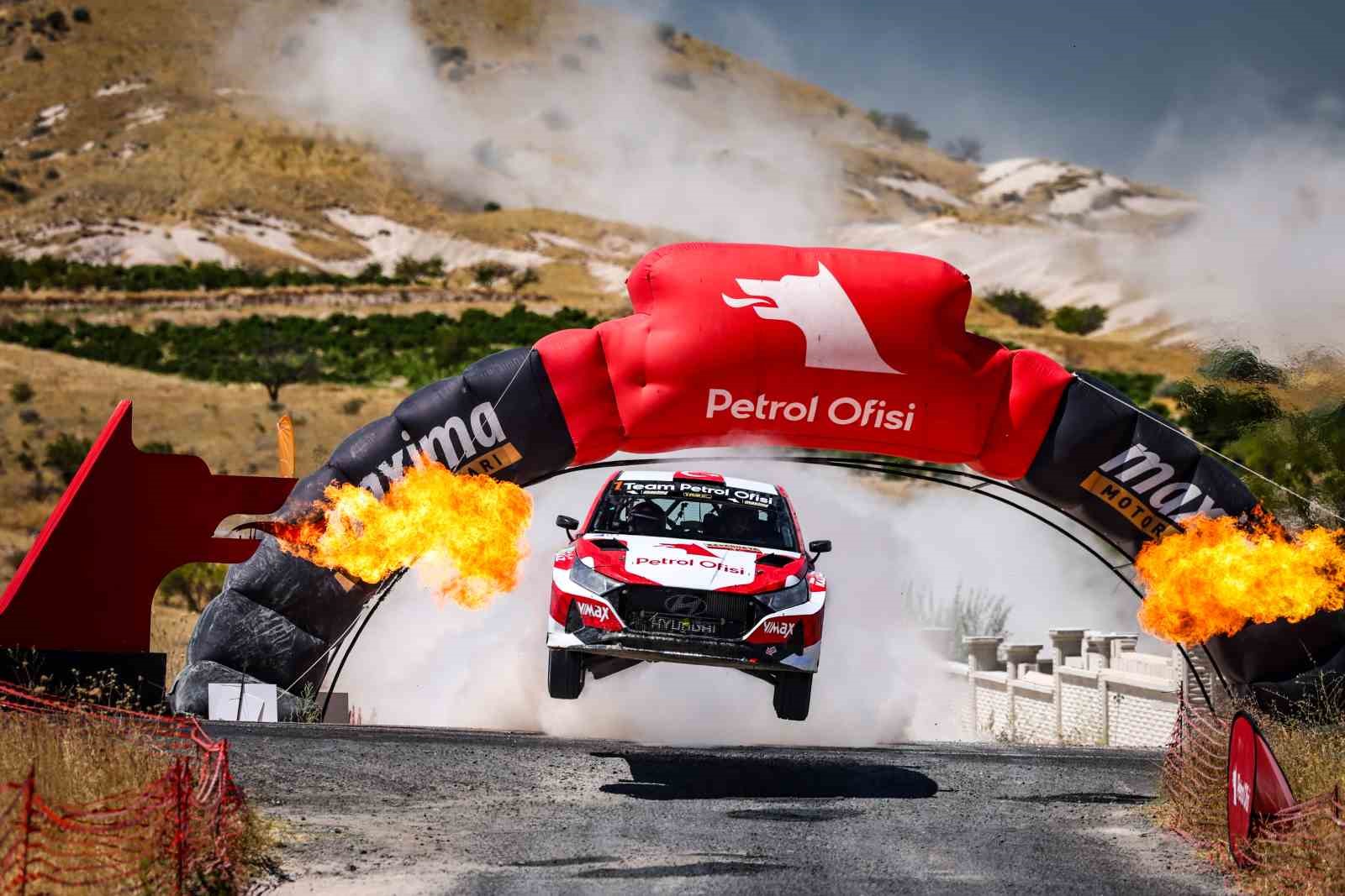 Team Petrol Ofisi Kapadokya Rallisi’ni birinci sırada tamamladı