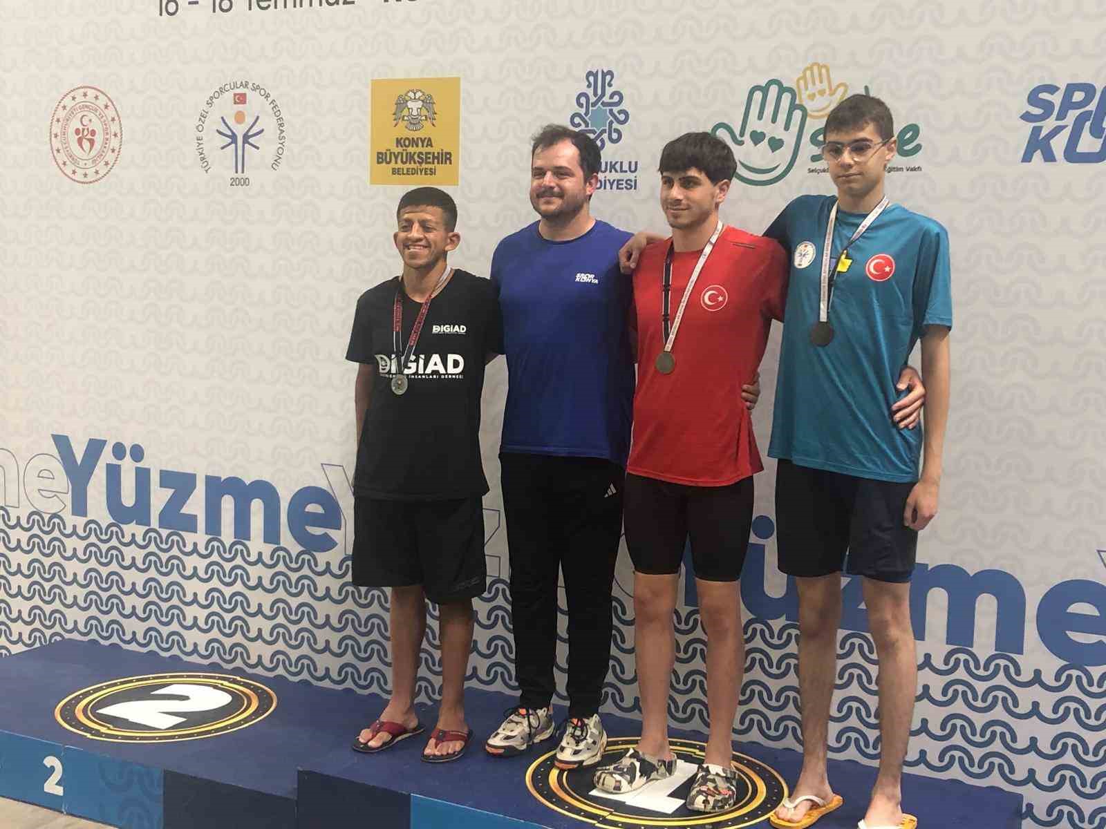 Özel sporcudan Aydın’a 4 gümüş madalya