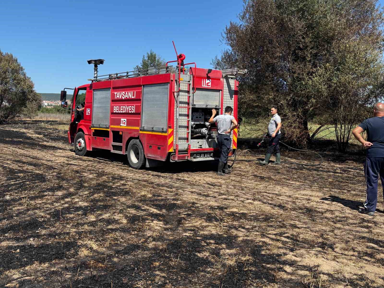 Çıkan yangında Tepecik Belediye Başkanı direksiyona geçti