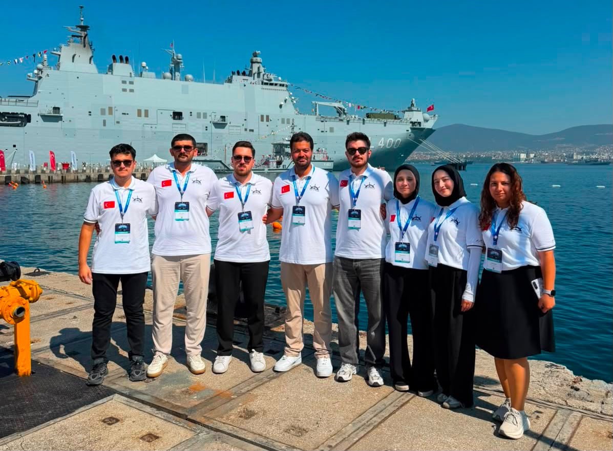 Sivaslı öğrencilerin geliştirdiği insansız deniz aracına TEKNOFEST’ten ödül