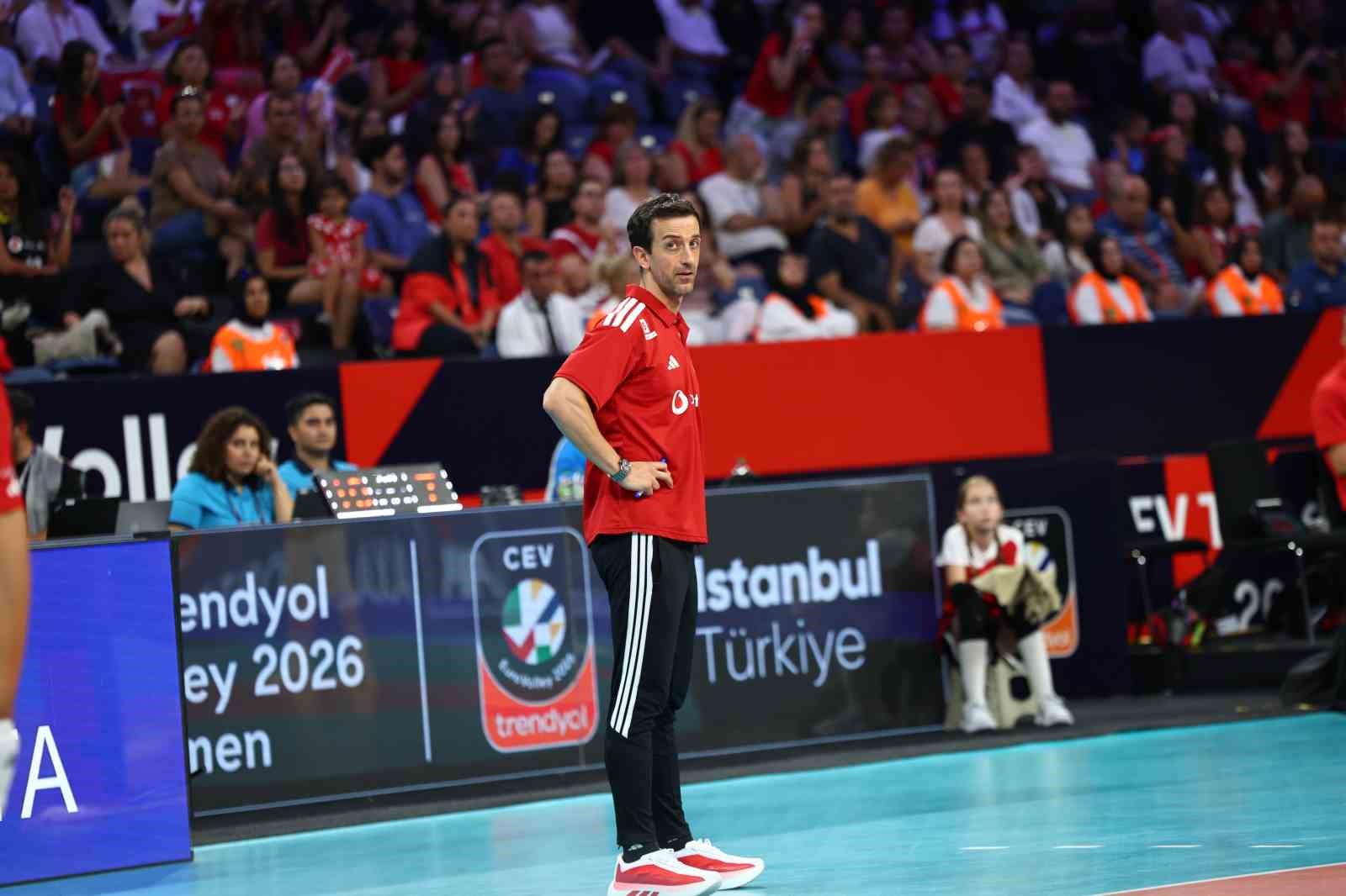 Milliler, CEV Avrupa Şampiyonası’nda 3’te 3 yaptı