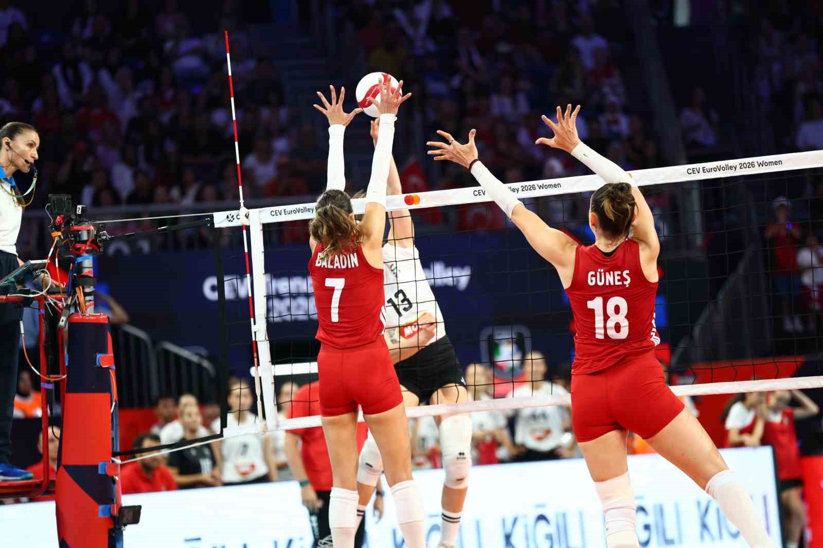 Milliler, CEV Avrupa Şampiyonası’nda 3’te 3 yaptı