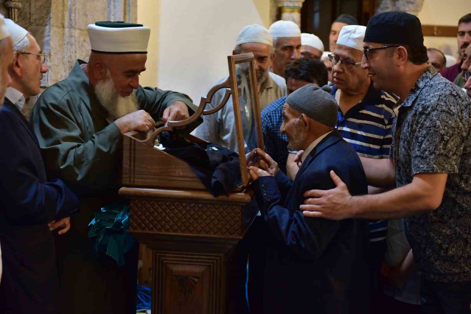 Kastamonu’da Sakal-ı Şerif ziyarete açıldı, vatandaşlar yoğun ilgi gösterdi