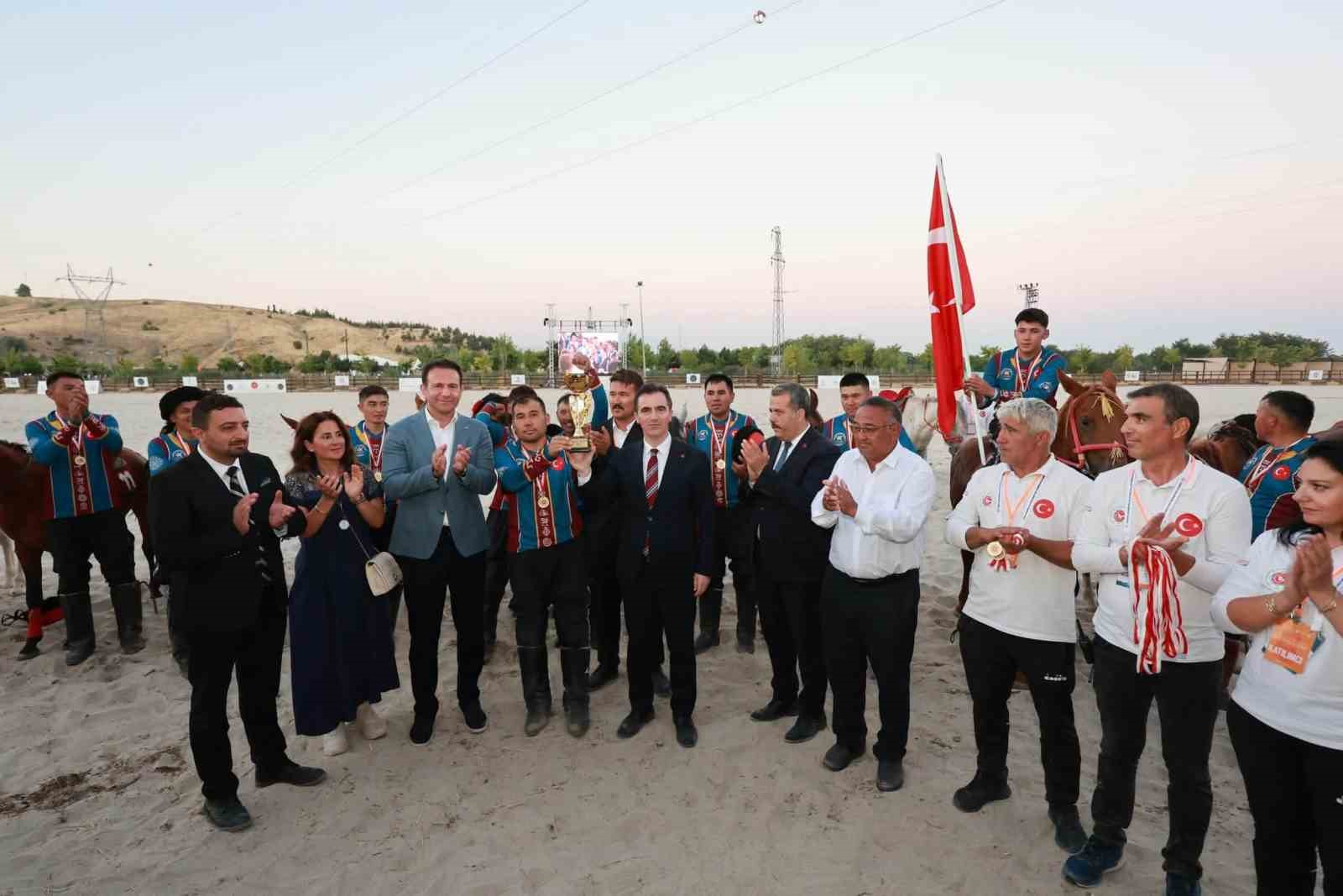 Türkiye Kökbörü Ligi finali Ahlat’ta yapıldı