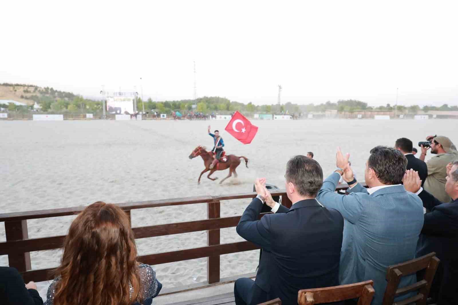 Türkiye Kökbörü Ligi finali Ahlat’ta yapıldı