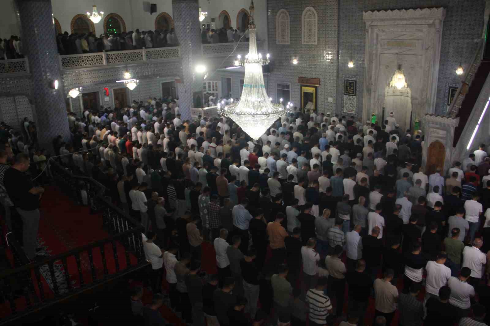 Şanlıurfa’da Mevlid Kandili coşkusu
