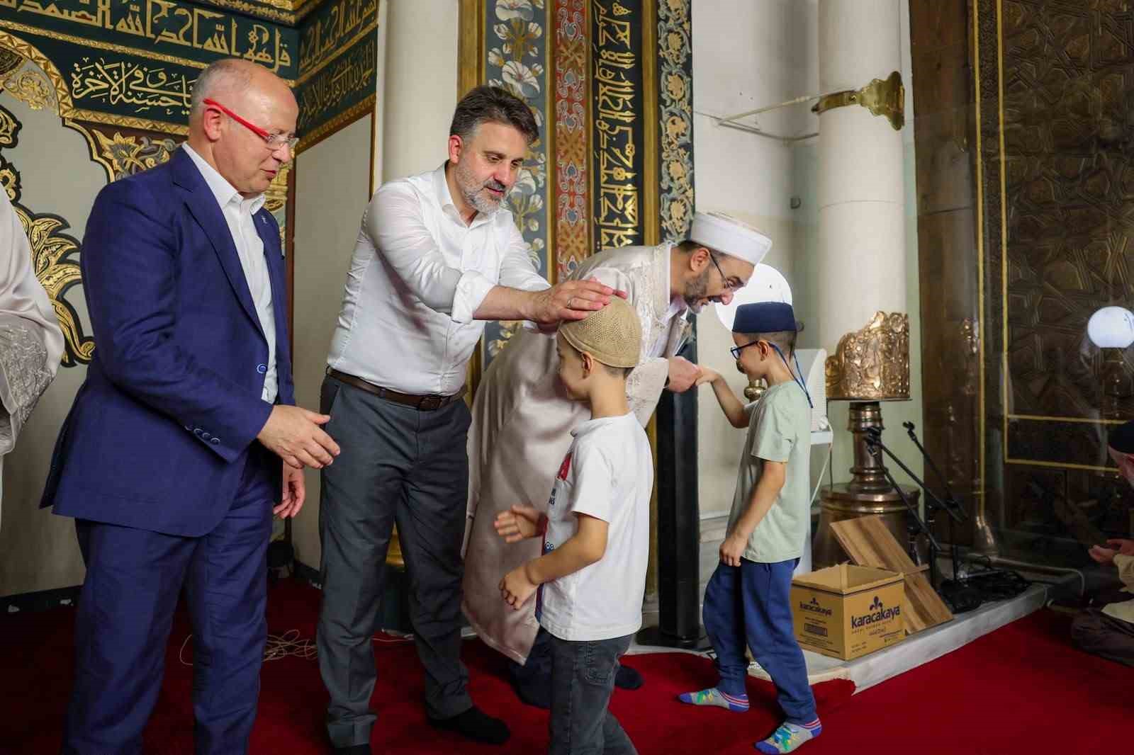 Başkan Vekili Biba, Mevlid Kandili’ni Bursalılarla birlikte idrak etti
