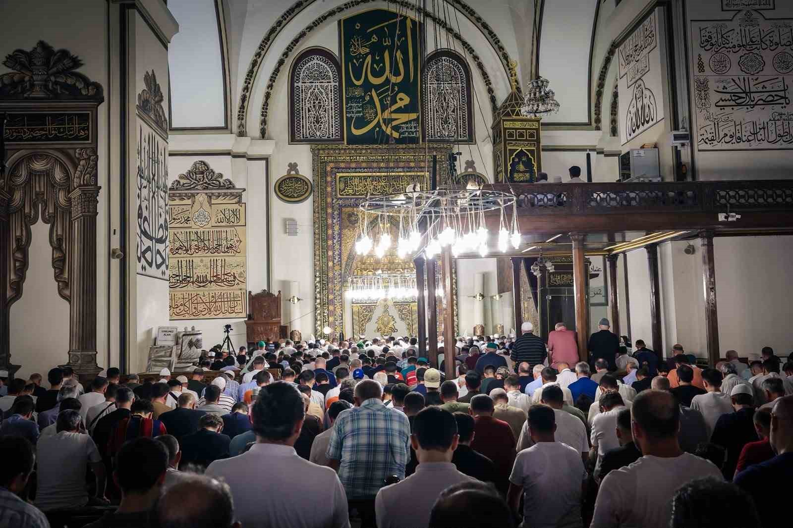 Başkan Vekili Biba, Mevlid Kandili’ni Bursalılarla birlikte idrak etti
