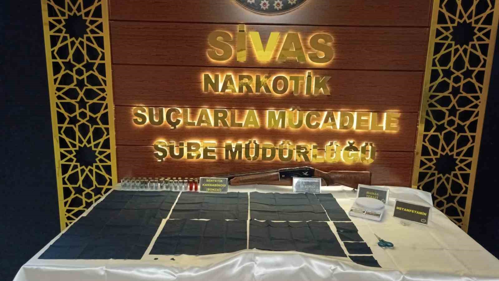 Sivas’ta narkotik operasyonu: 3 tutuklama