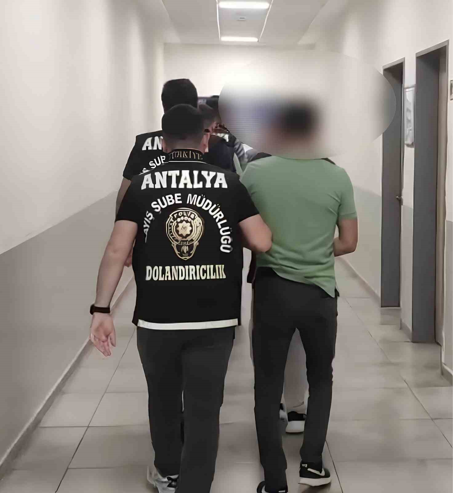 Antalya’da 13,5 milyon liralık dolandırıcılık operasyonu: 3 şüpheli tutuklandı