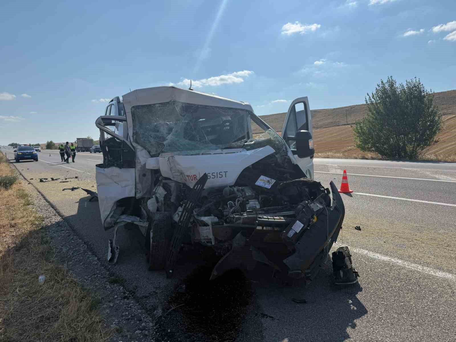 Çorum’da çekici traktöre arkadan çarptı: 1 yaralı