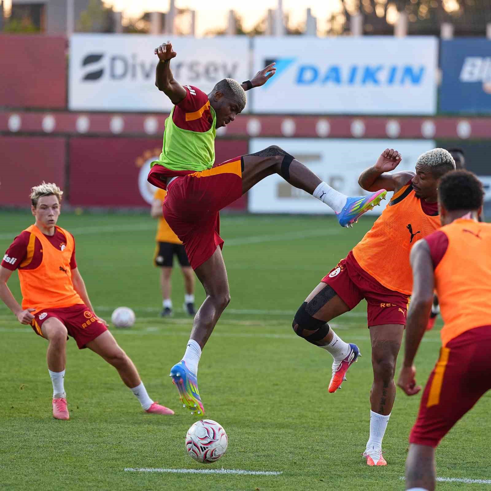 Galatasaray, Göztepe maçı hazırlıklarını sürdürdü