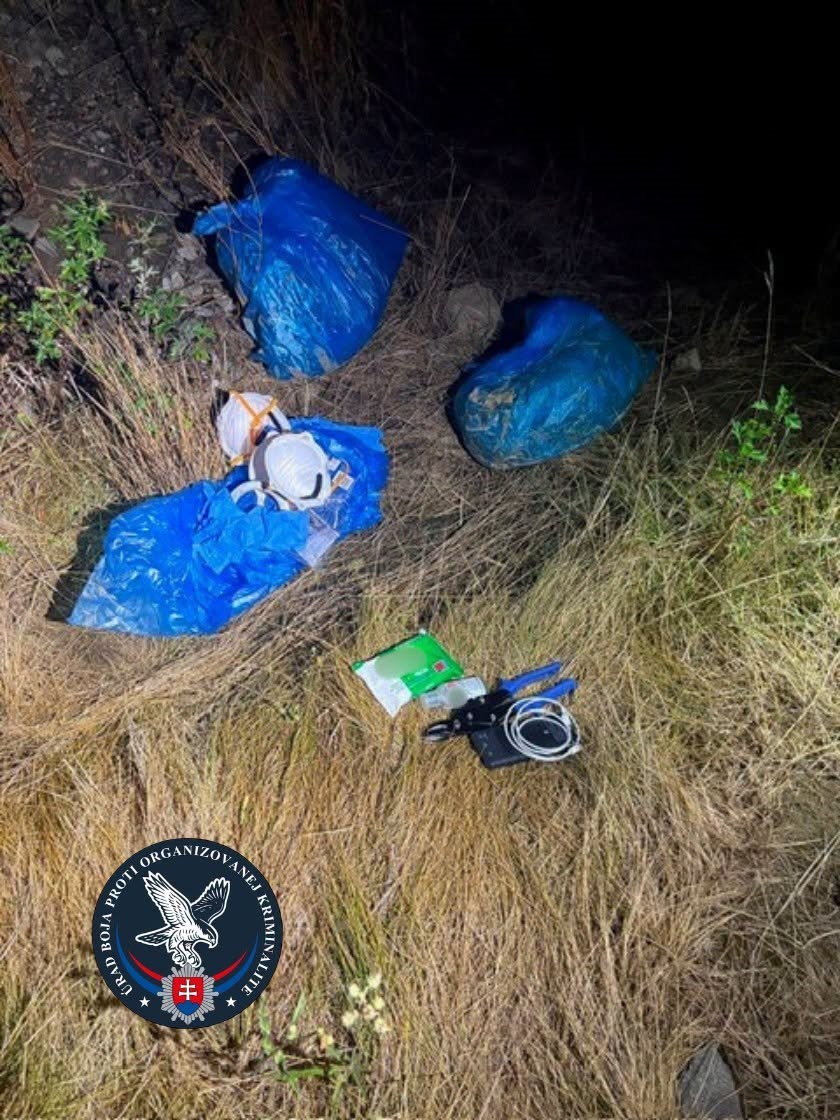 Slovakya’da dron fabrikasına saldırı planlayan 3 şüpheli yakalandı