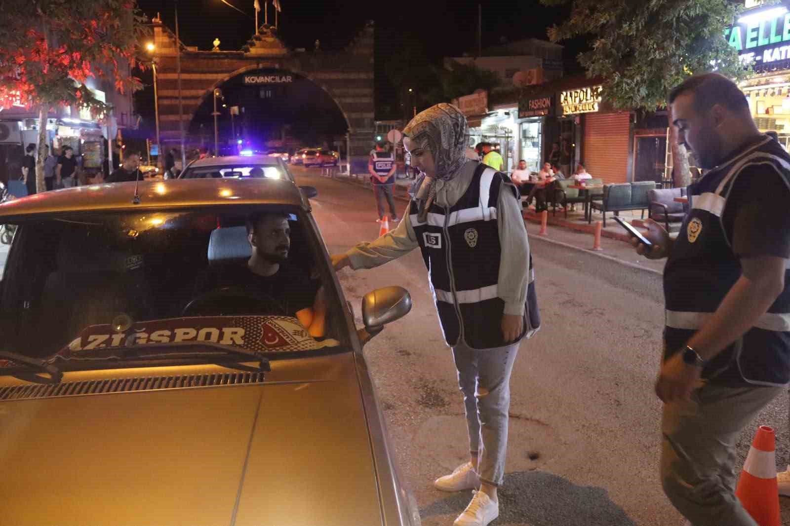 Kovancılar polisinden şok uygulama