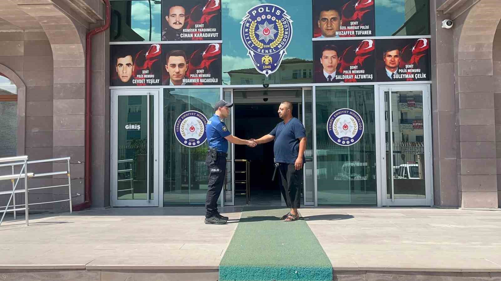 Sazan sarmalı yöntemiyle dolandırılmaktan son anda kurtuldu