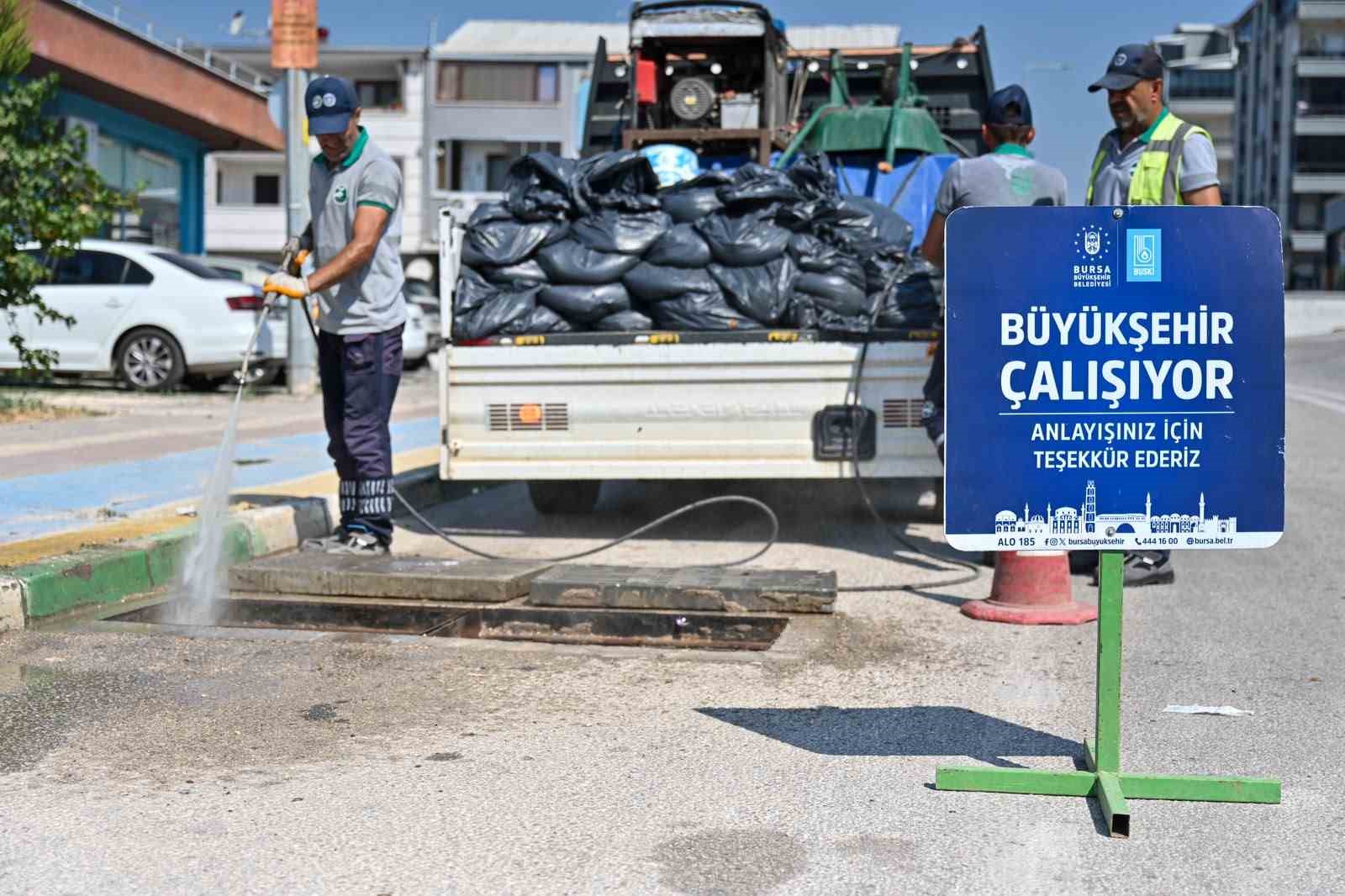Büyükşehir’den altyapıya bahar temizliği