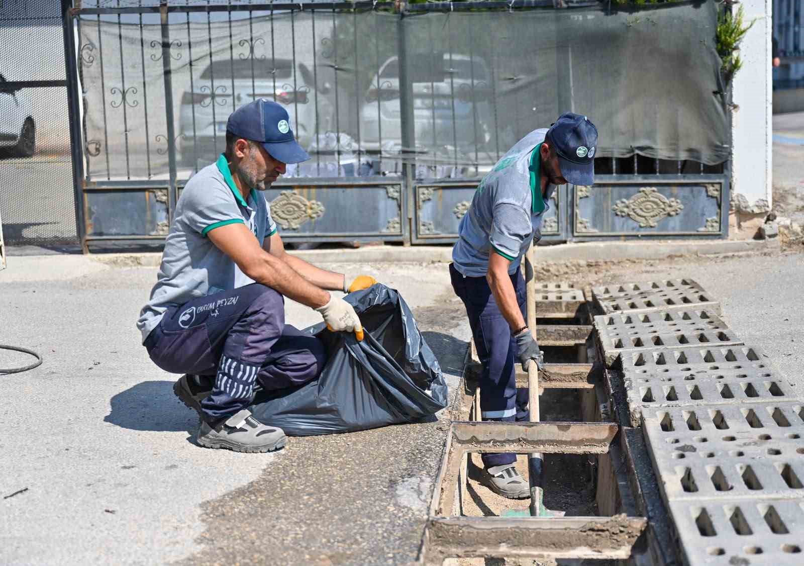 Büyükşehir’den altyapıya bahar temizliği